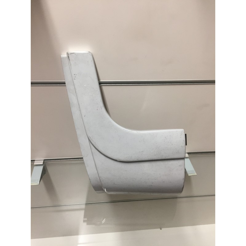 Angolare Posteriore DX- Burstner