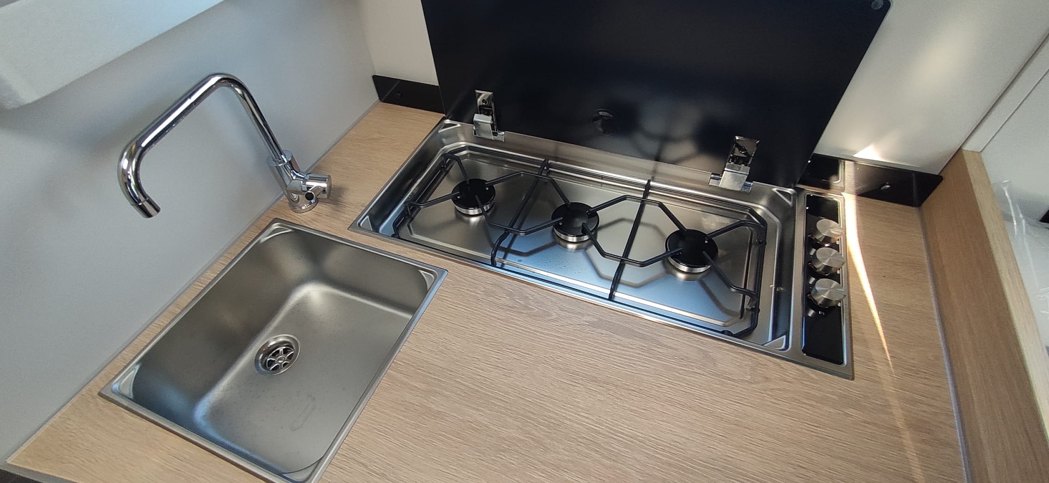 Adria Matrix 650 DL 60Y - immagine 9