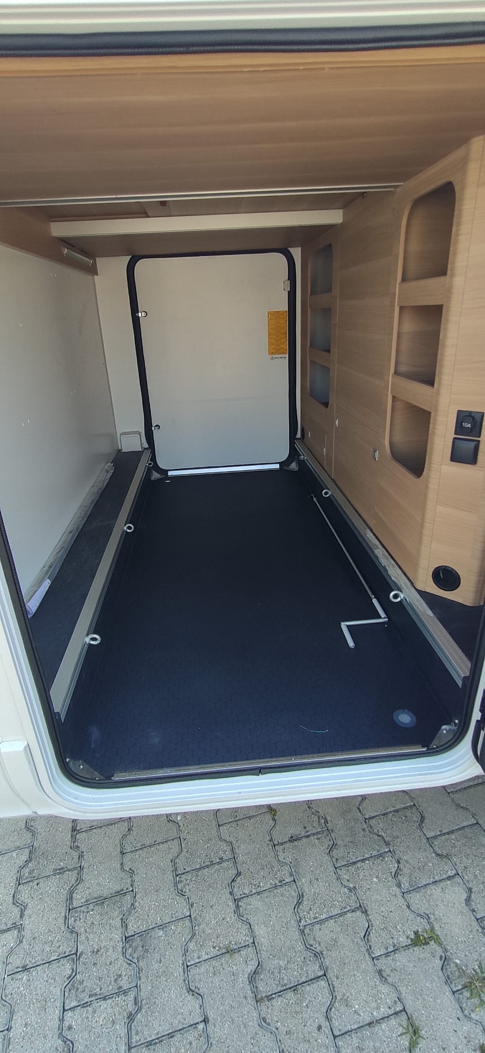 camper mansardato ADRIA Coral XL 660 SL-USATO - immagine 23