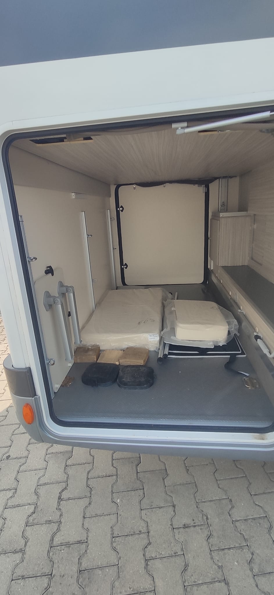 camper semi integrale Elnagh T-LOFT 450-USATO - immagine 24