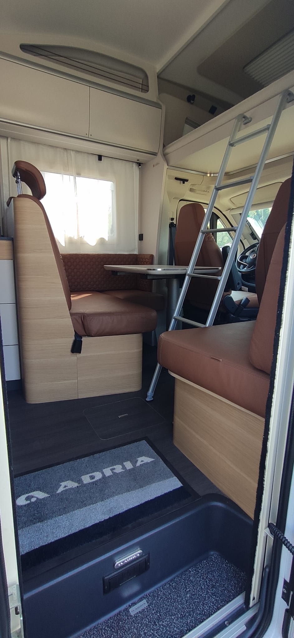 camper mansardato ADRIA Coral XL 660 SL-USATO - immagine 8