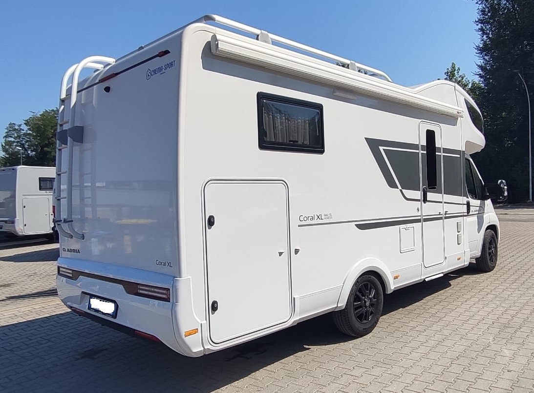 camper mansardato ADRIA Coral XL 660 SL-USATO - immagine 5