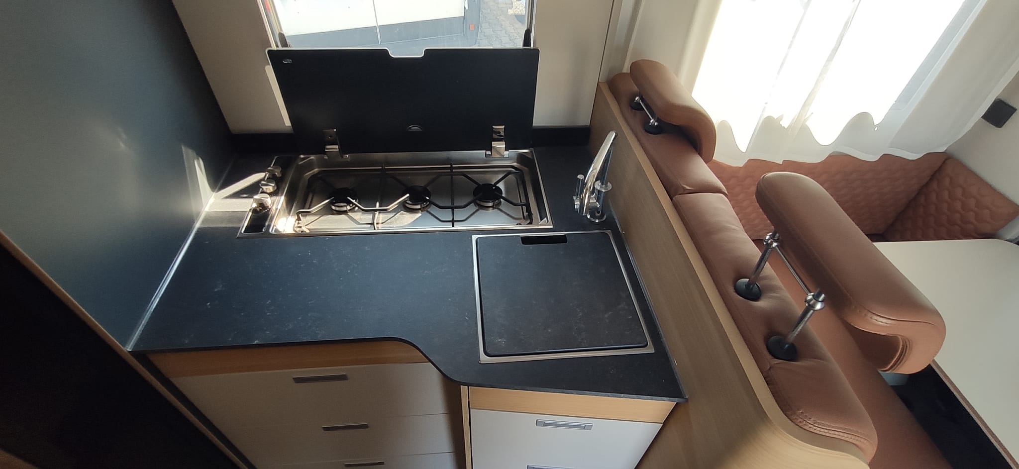camper mansardato ADRIA Coral XL 660 SL-USATO - immagine 17