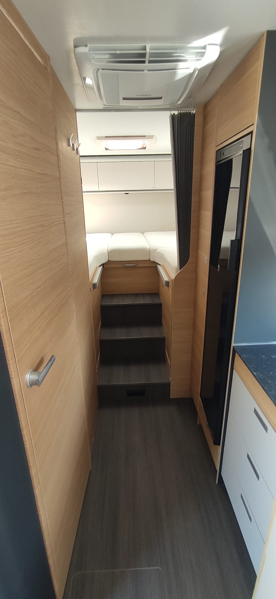 camper mansardato ADRIA Coral XL 660 SL-USATO - immagine 16